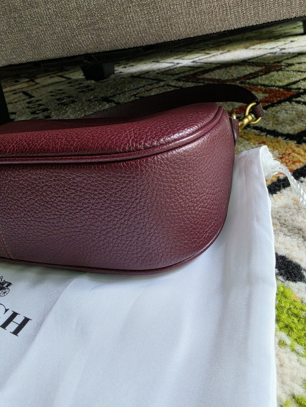 Coach Legacy Shoulder Bag Merlot - Picture 10 of 16